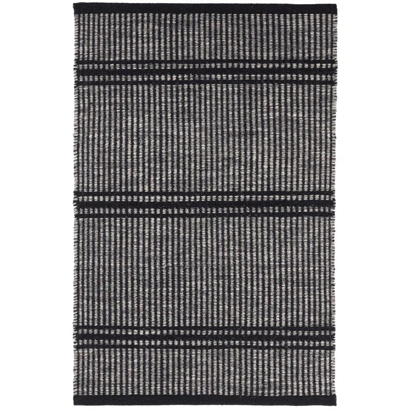 Malta Handwoven Black/Gray Wool Herringbone 2' x 3' Area Rug