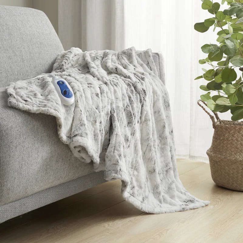 Luxurious Oversized Natural Marble Heated Faux Fur Throw
