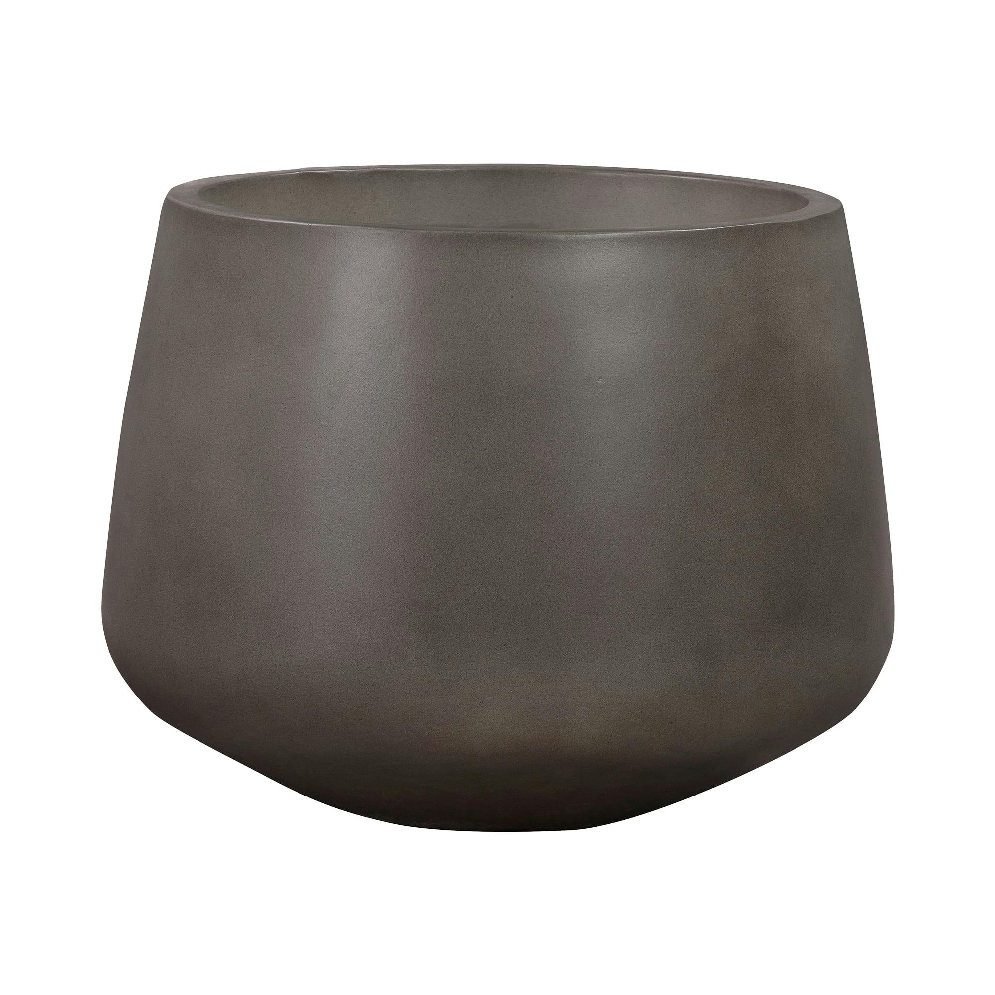 Amethyst 14" Lightweight Concrete Planter for Indoors & Outdoors in Gray