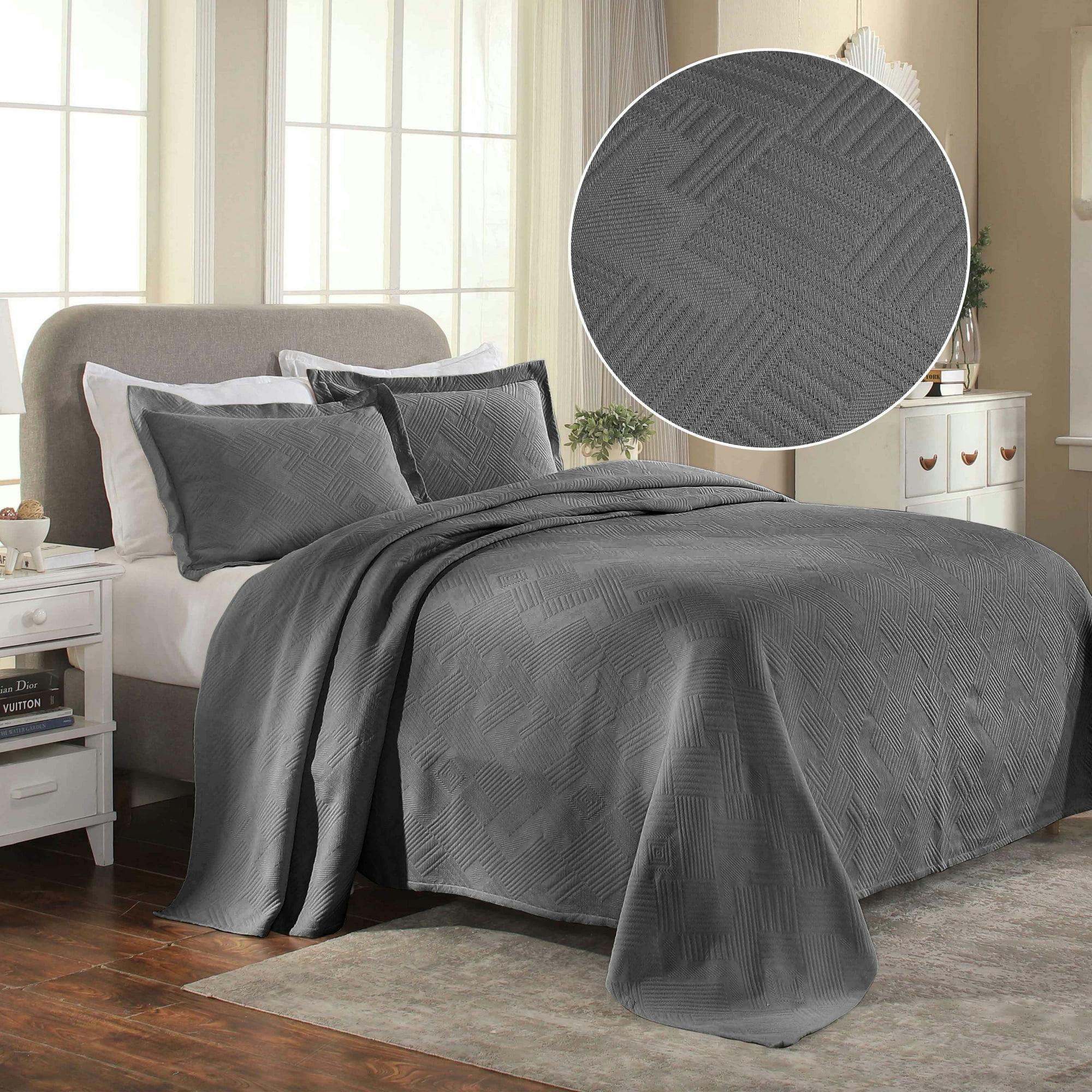 Ivory Cotton King Bedspread Set with Geometric Patterns