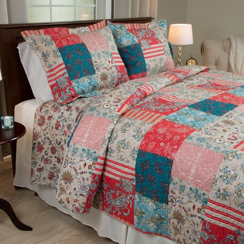 Classic Americana Patchwork Twin Quilt Set in Red and Blue Microfiber
