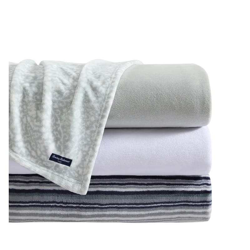 Cozy Island-Inspired Full/Queen Ultra Soft Plush Reversible Blanket