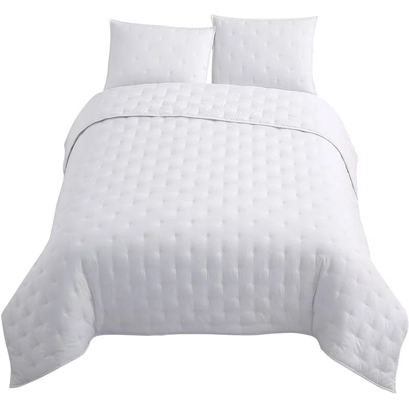 Elegant White Bamboo-Polyester Queen Quilt Set with Cross-Stitch Detail