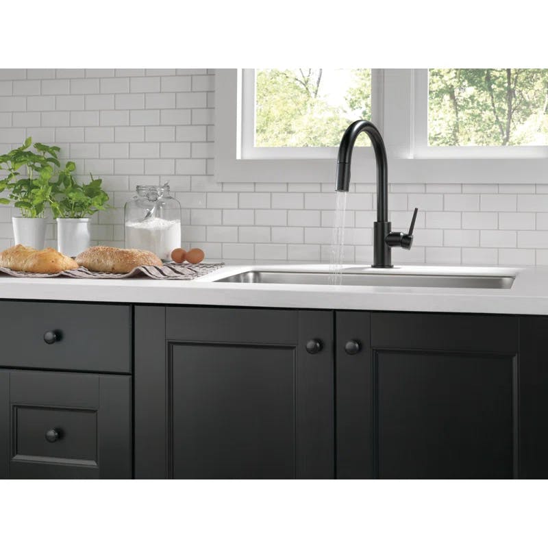 Modern Chrome Pull-Down Kitchen Faucet with 140° Swivel and MagnaTite Docking