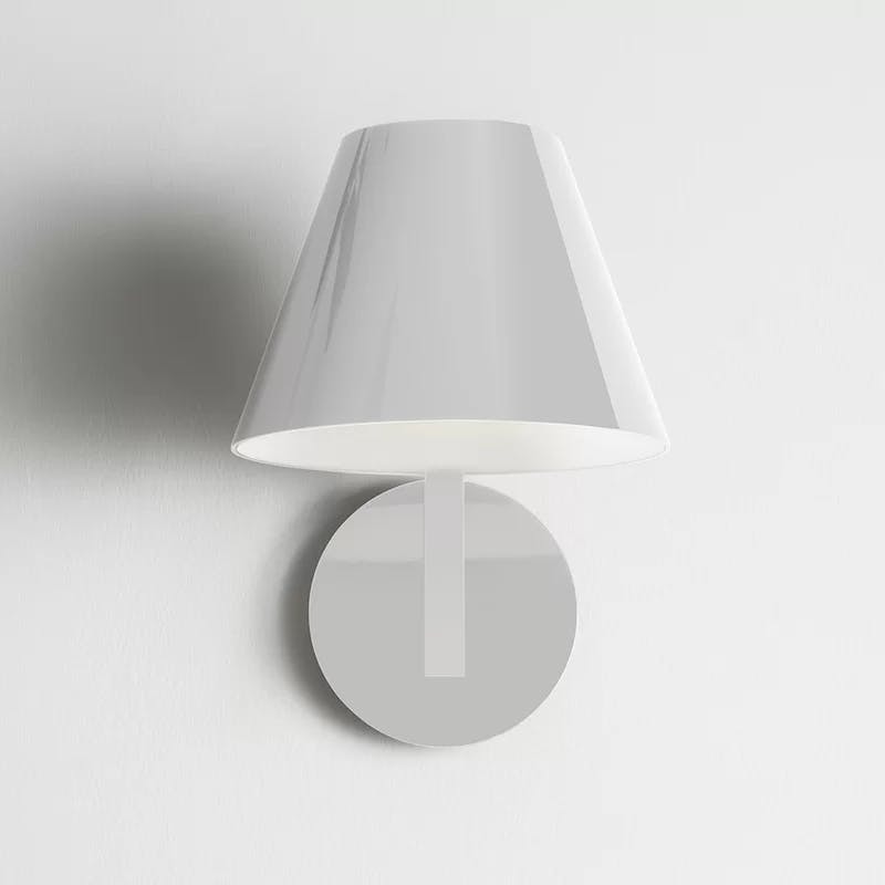 La Petite Dimmable LED Wall Sconce in Sleek White
