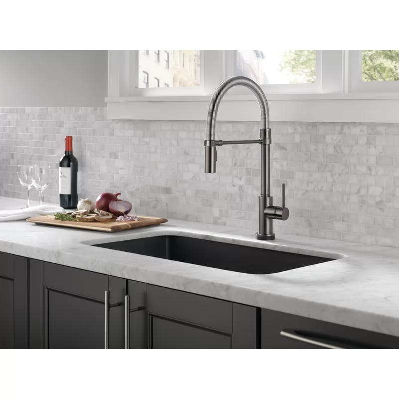 Modern Stainless Steel Pull-Down Kitchen Faucet with Touch Activation