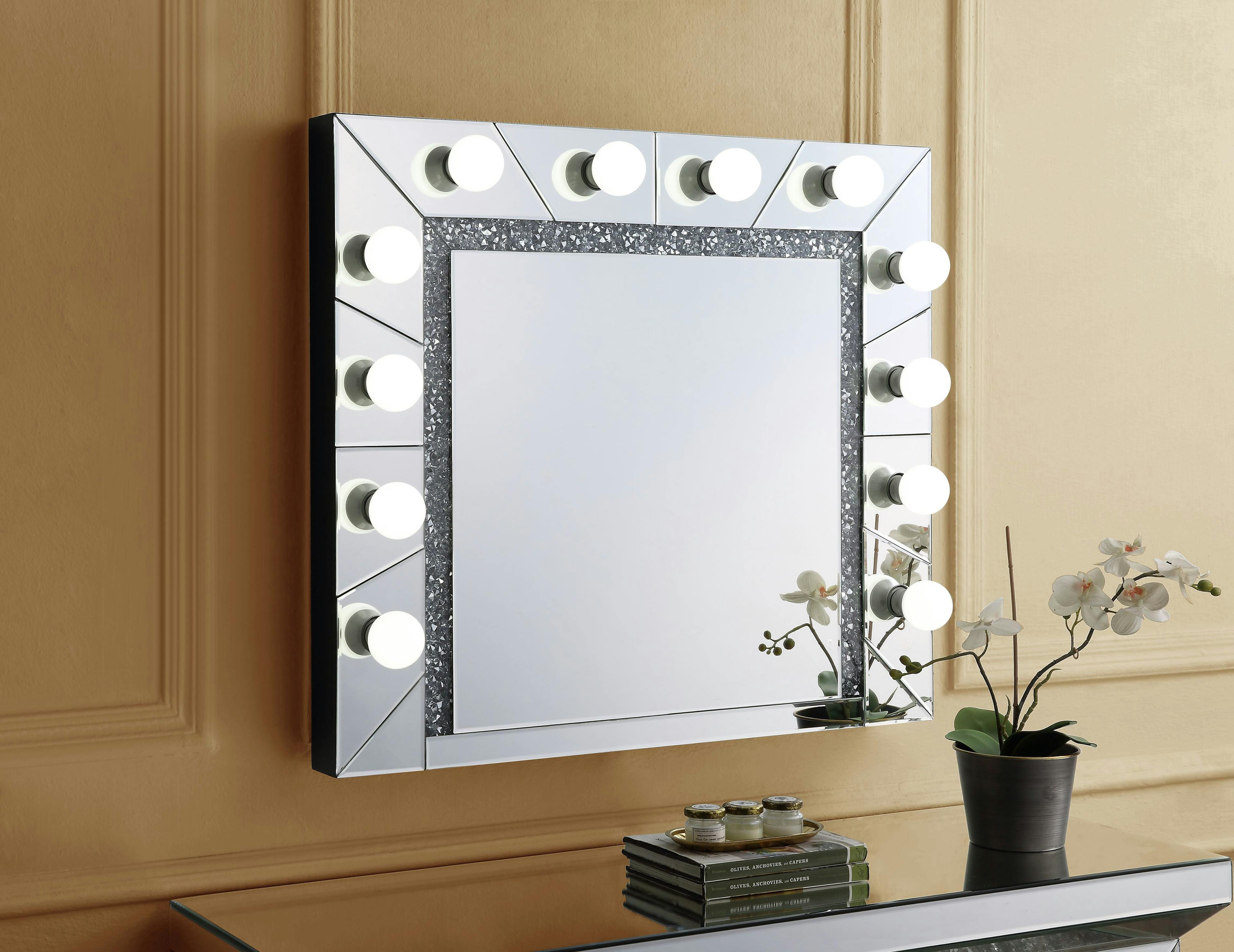 Noralie Rectangular Wood and Silver Hollywood Mirror with Faux Diamond Trim