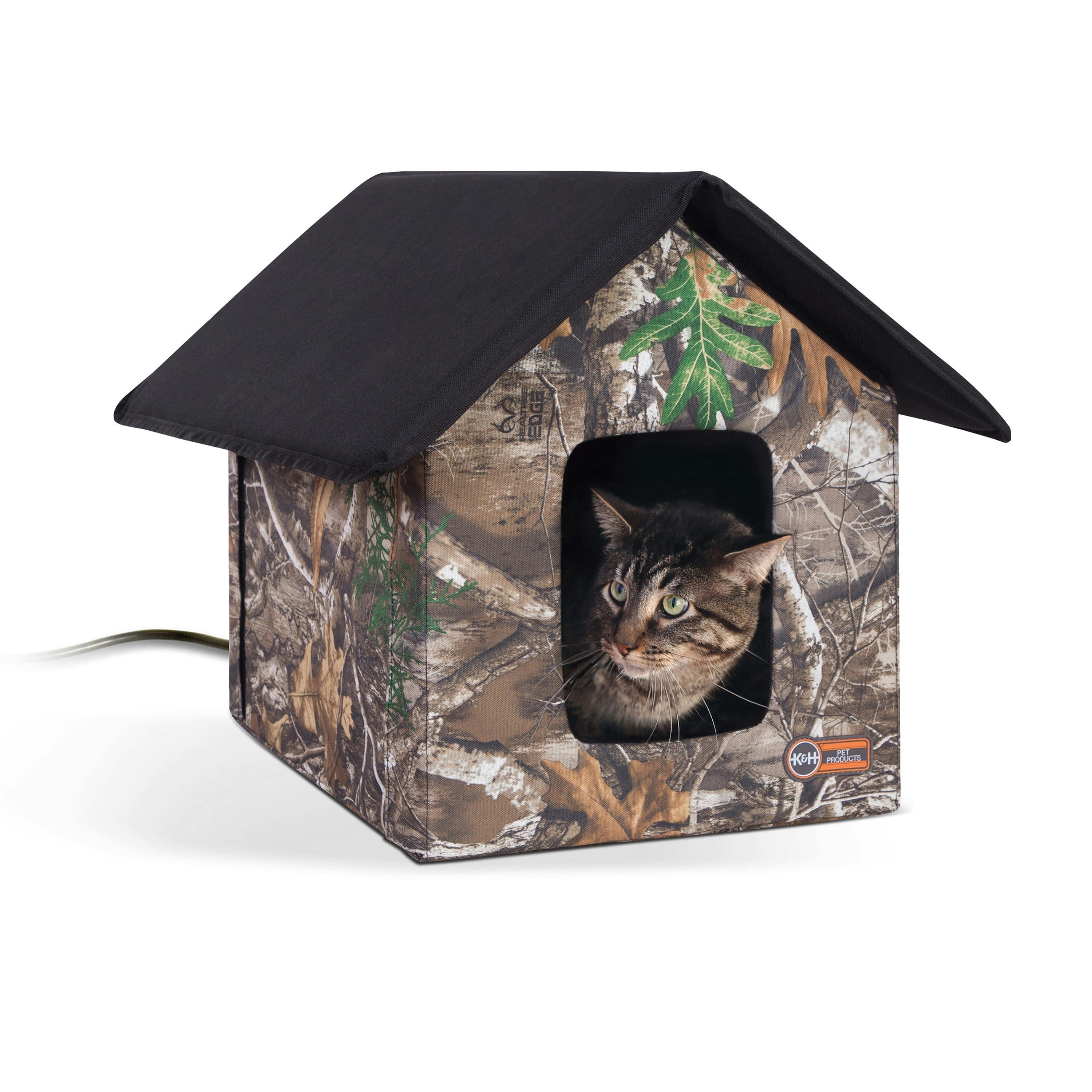 Cozy Camo Outdoor Heated Cat Shelter with Vinyl Backing