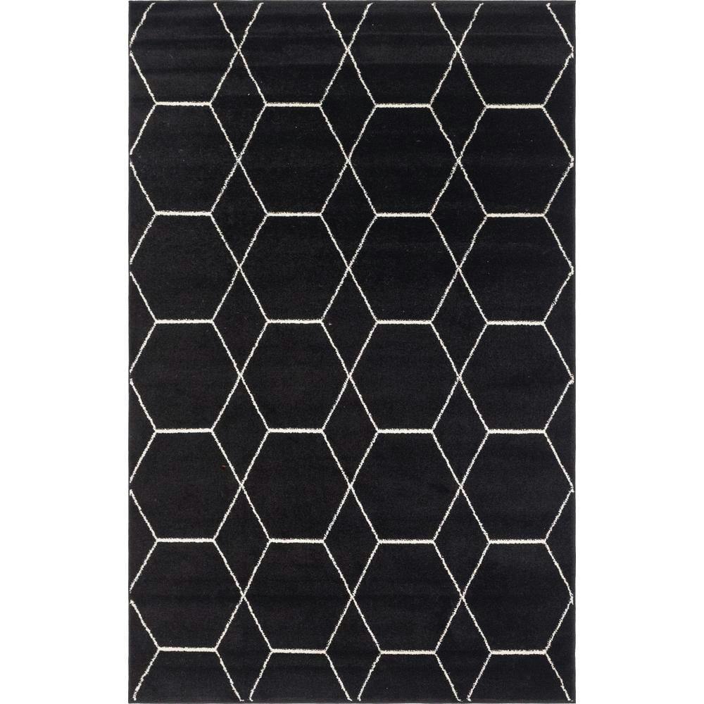 Geometric Trellis Frieze Rug in Black/Ivory - Easy Care, 5' x 8'
