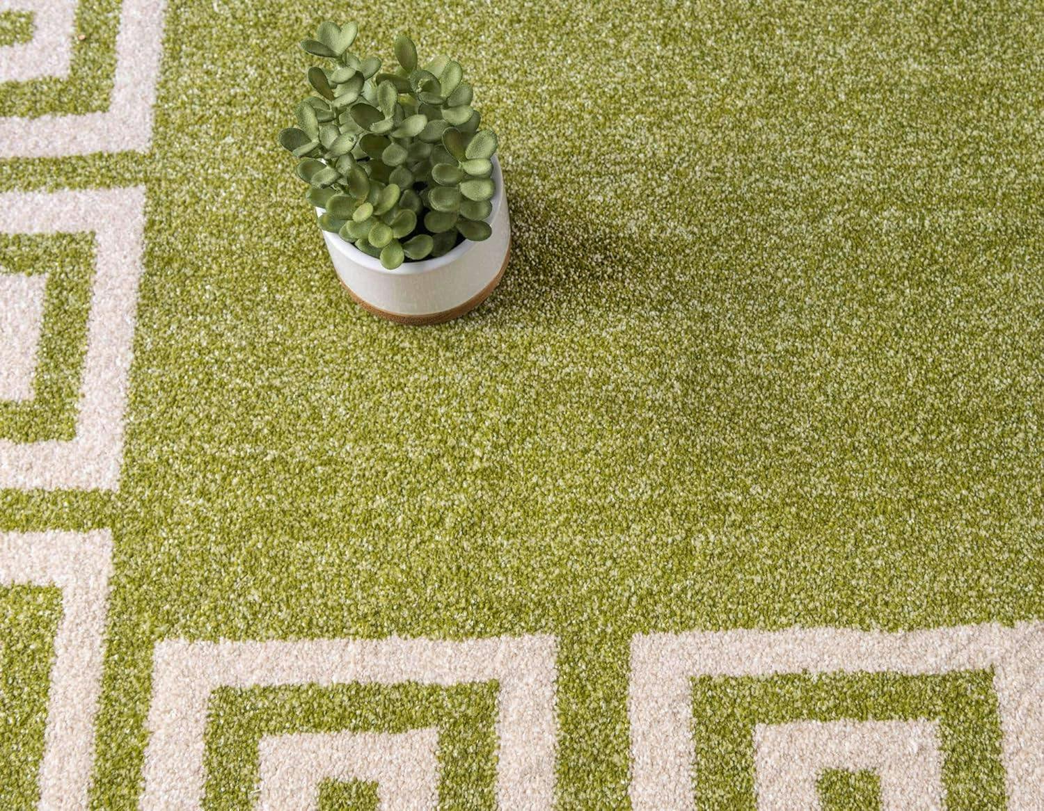 Modern Athena Light Green 9' x 12' Easy-Care Synthetic Area Rug