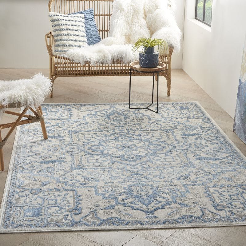 Ivory Blue Floral Medallion 4' x 6' Synthetic Area Rug