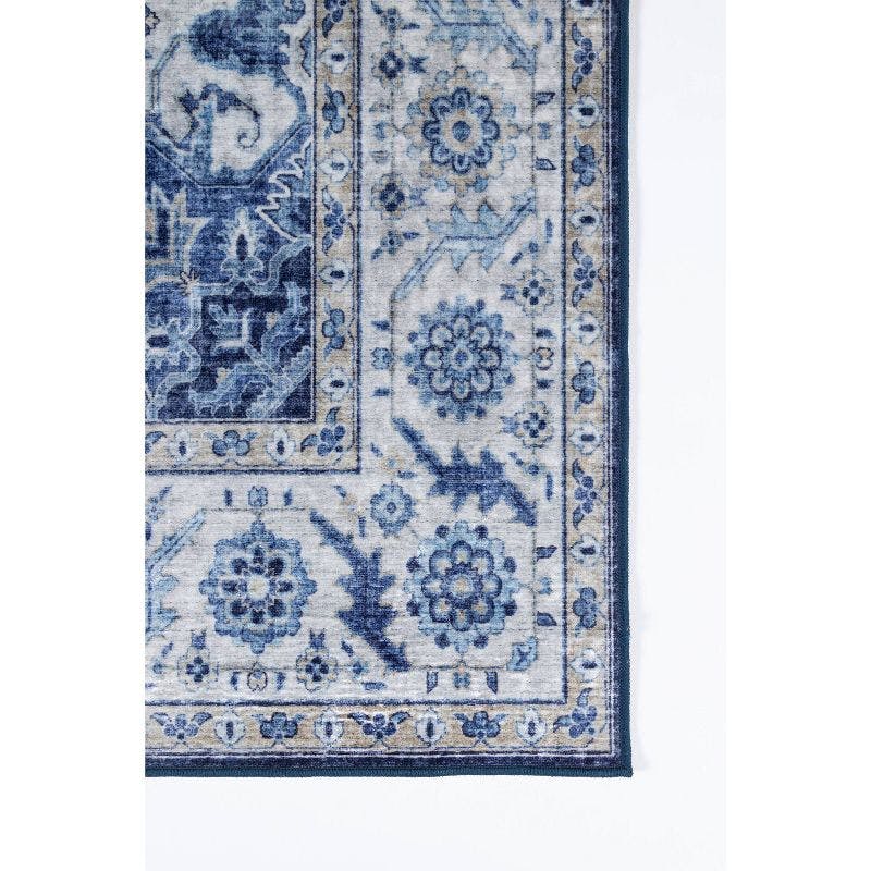 Soft Floral Elegance 5' x 8' Blue Wool Blend Area Rug