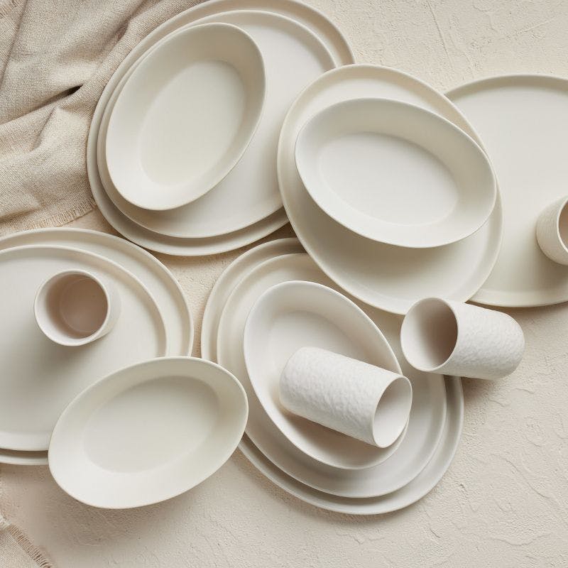 Katachi Ivory Stoneware 16-Piece Dinnerware Set for 8