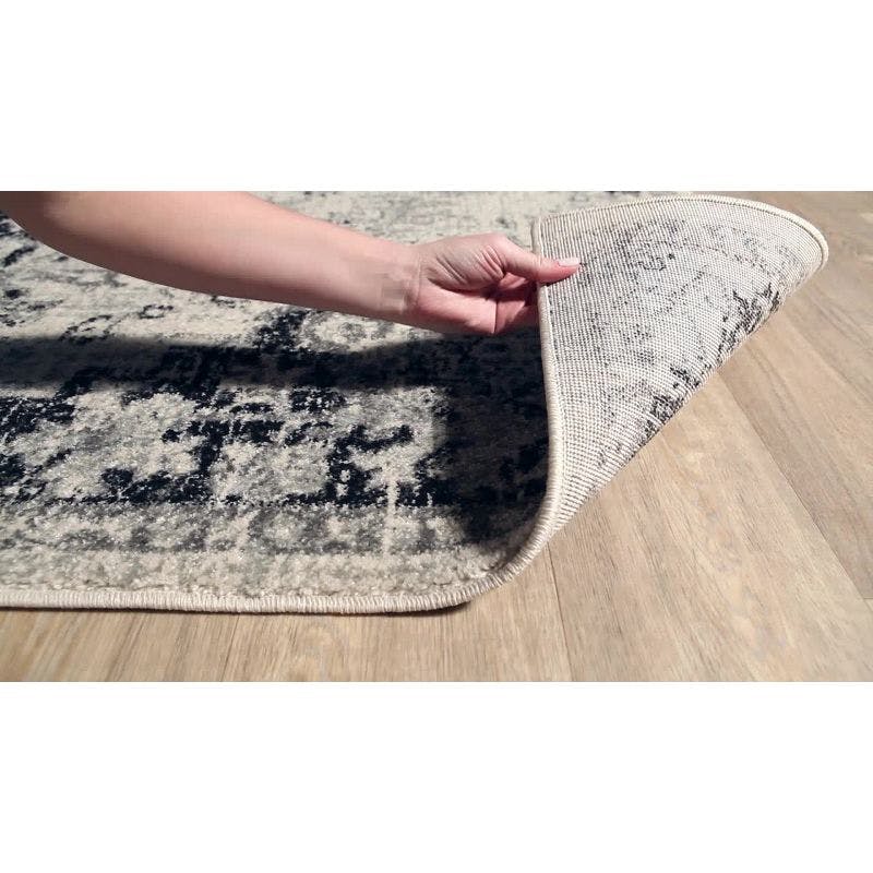 Elegant Gray 31'' Reversible Synthetic Rug - Easy Care & Stain-resistant