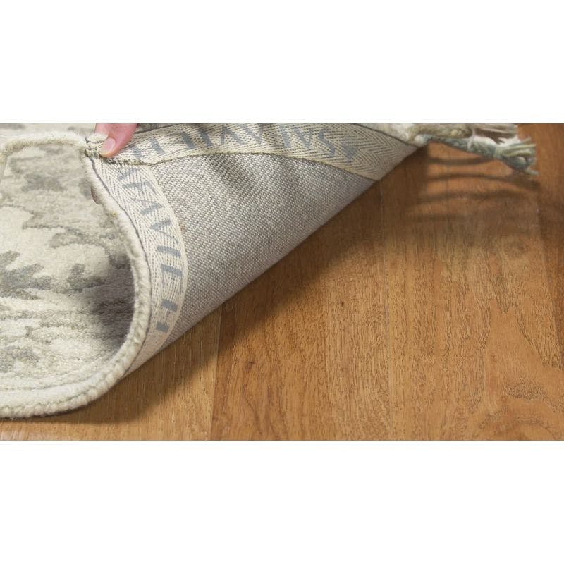 Hand-Tufted Artisan Wool Runner Rug in Light Grey - 2'3" x 5'