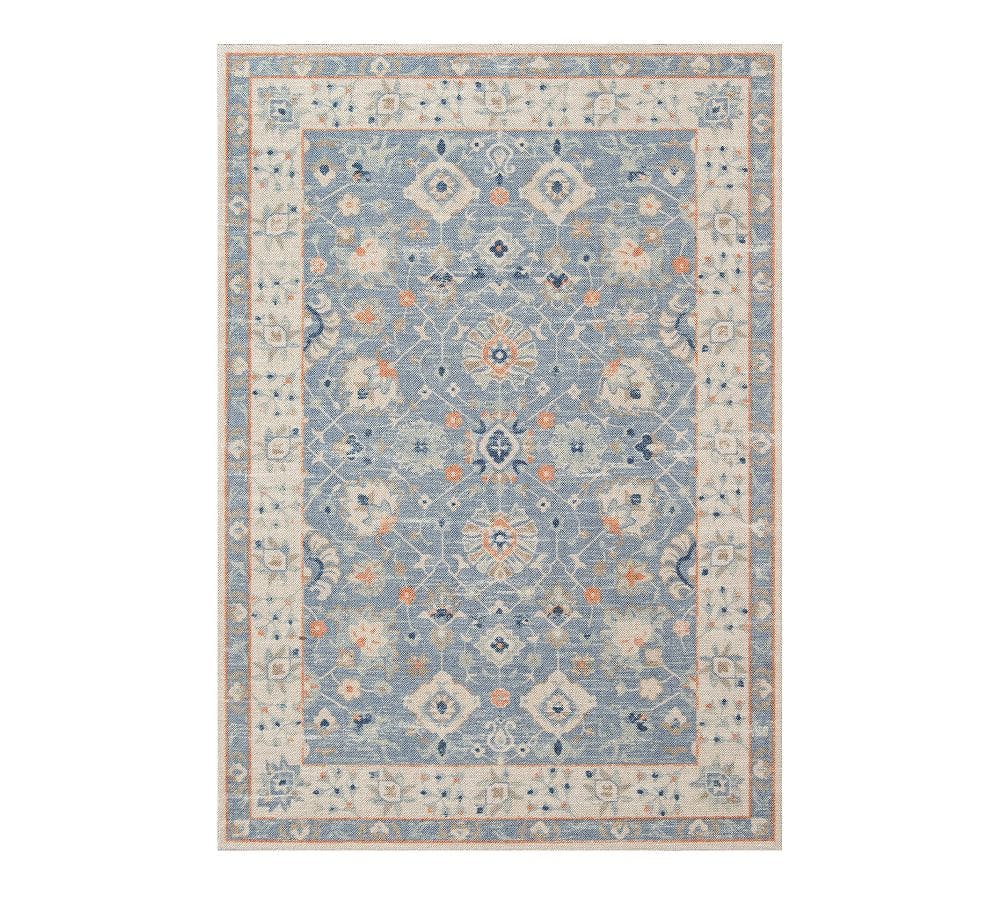Miah 5'3"x7'6" Blue Tufted Wool and Nylon Area Rug