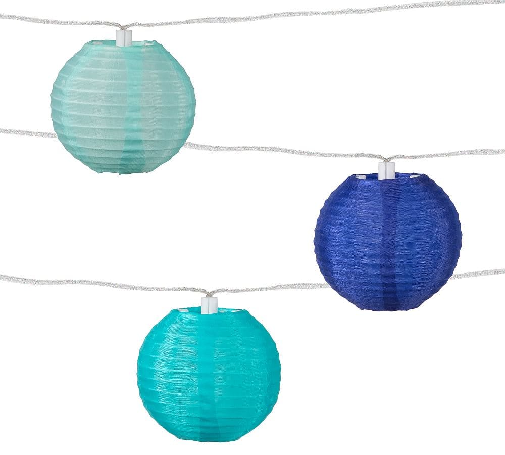 Winter Glow Solar-Powered Blue LED Outdoor String Lights - 35'