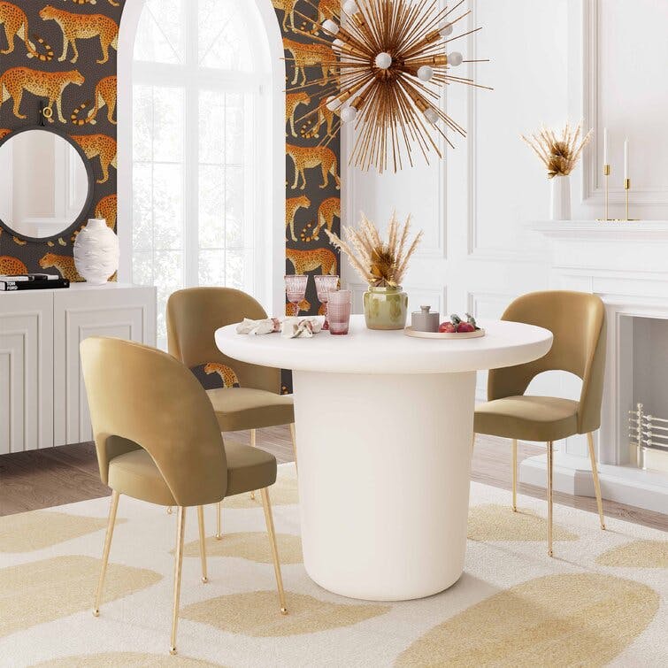 Baltes Round Dining Table