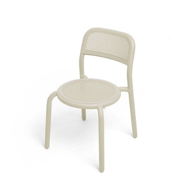 Toní Stacking Patio Dining Side Chair