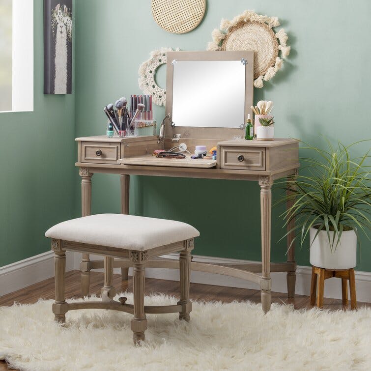 Cyndi Gray Wash Traditional Flip Top Vanity Set with Brass Accents