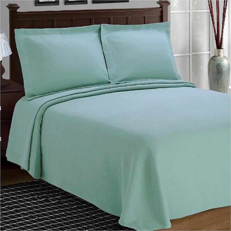 Aqua Diamond Solitaire Twin Cotton Bedspread Set with Pillow Sham