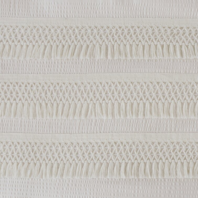 Amaya Ivory Full/Queen Cotton Seersucker Duvet Set with Tassel Trims