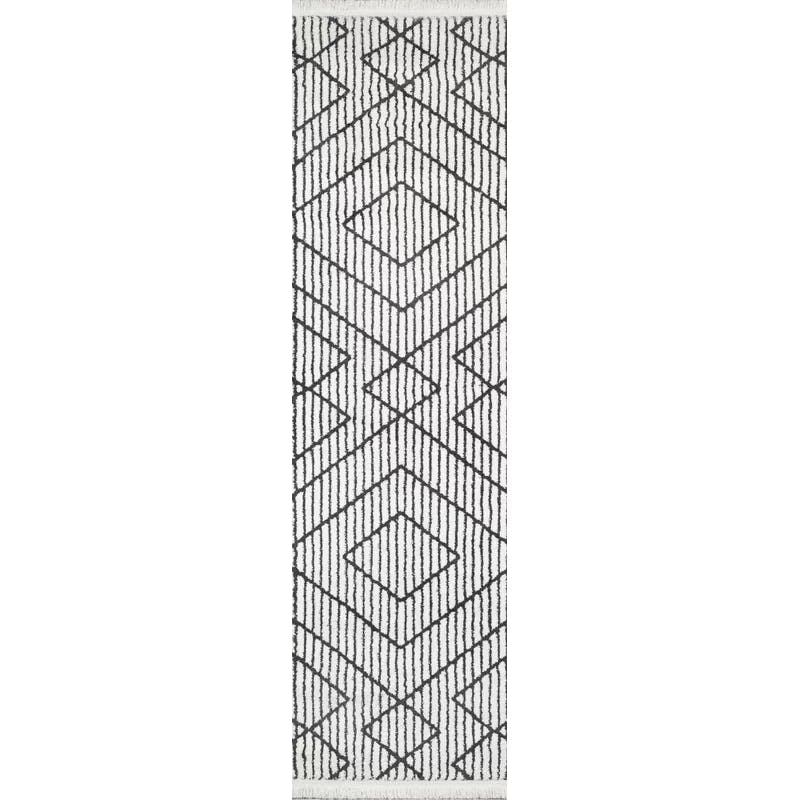 Ivory Diamond Essence 8x27 Stain-Resistant Synthetic Runner Rug