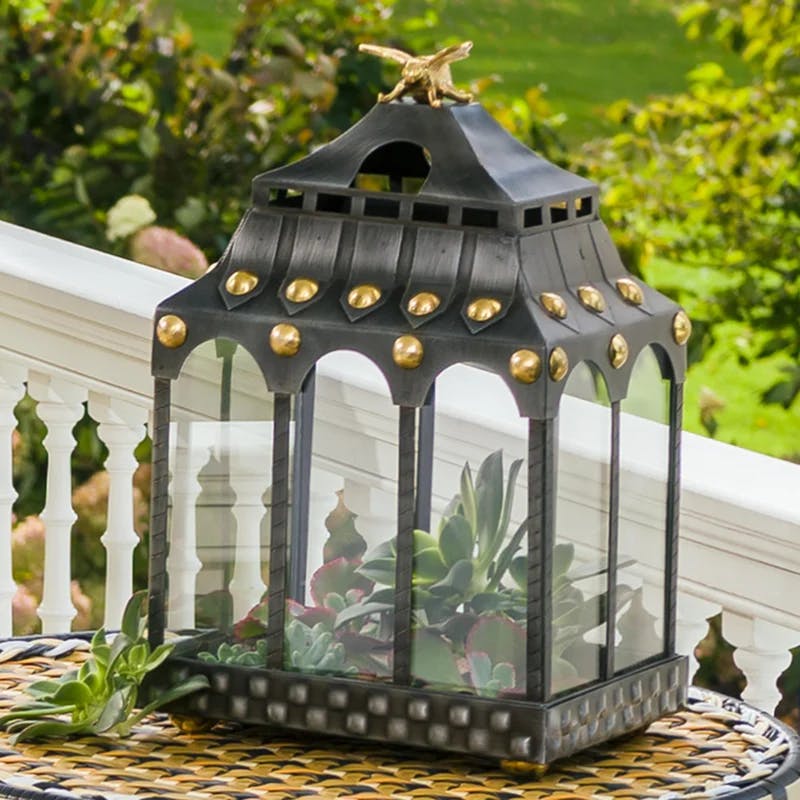 Courtly Check Busy Bee Iron Pagoda-Shaped Lantern