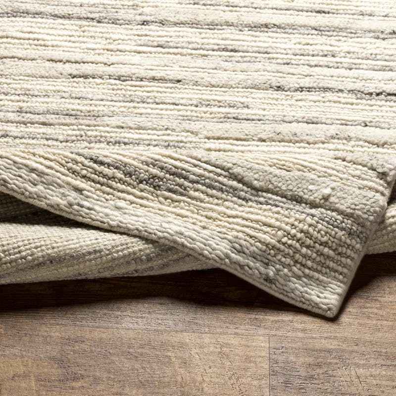 Handwoven Easy Care Gray Wool Rectangular Rug, 9' x 12'