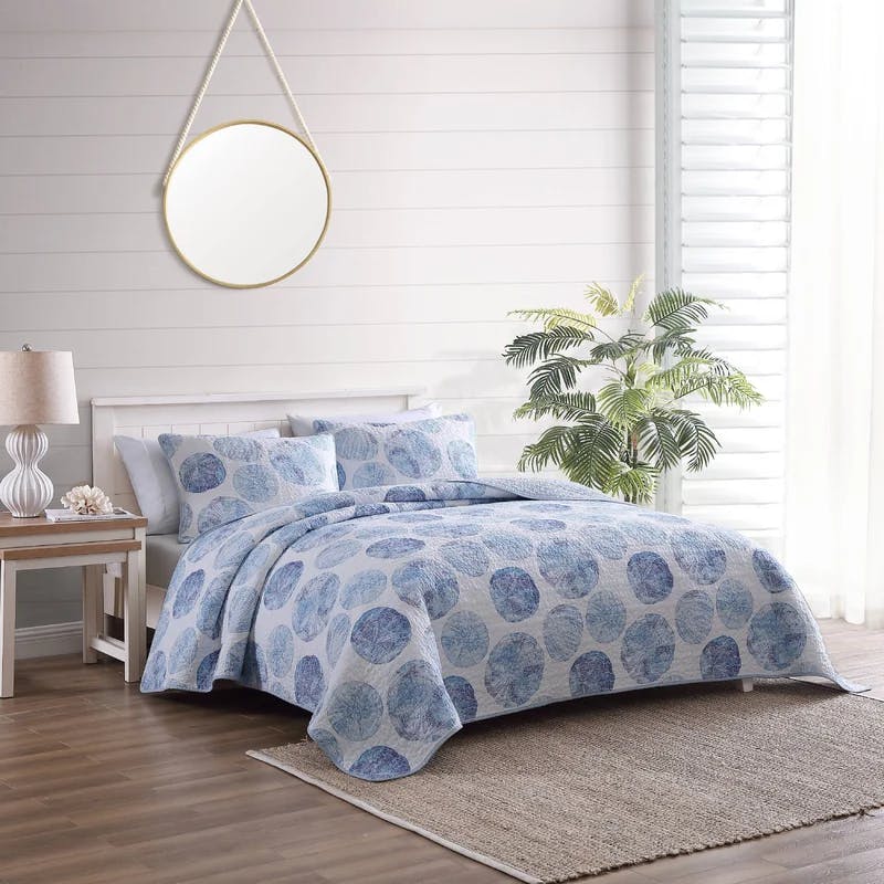 Seaside Serenity Blue Cotton Full/Queen Reversible Quilt Set