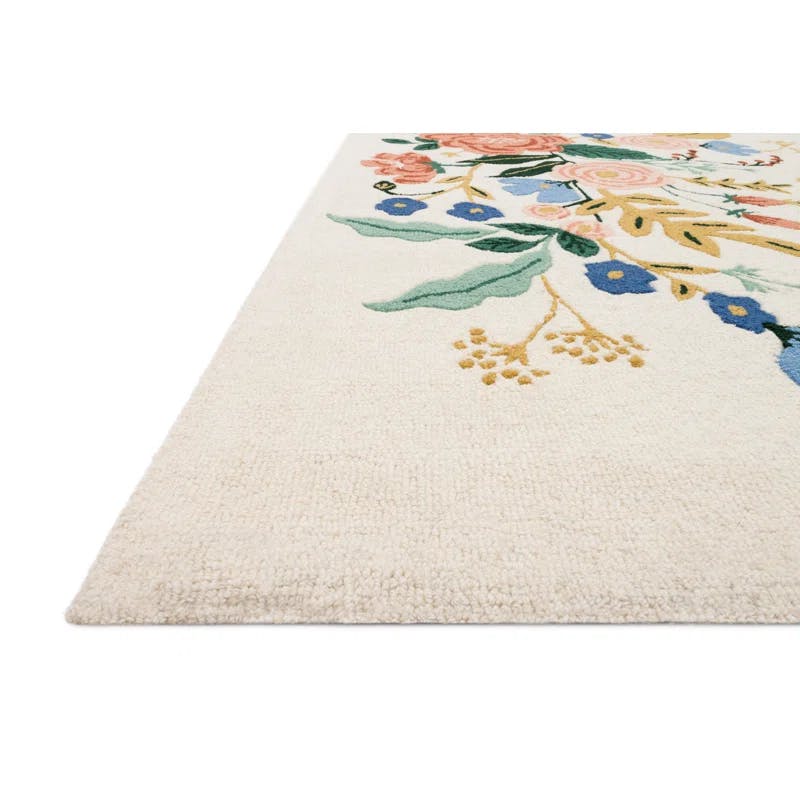 Artisan Ivory Floral Hand-Carved Wool Rug 3'6" x 5'6"