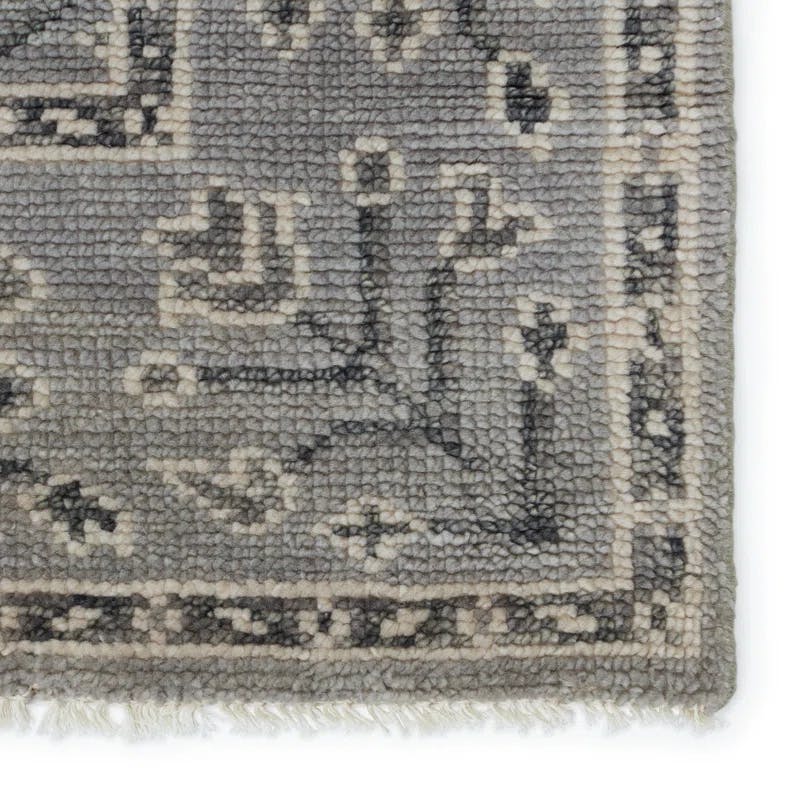 Elegance Reversible Hand-Knotted Wool Rug in Gray, 6' x 9'