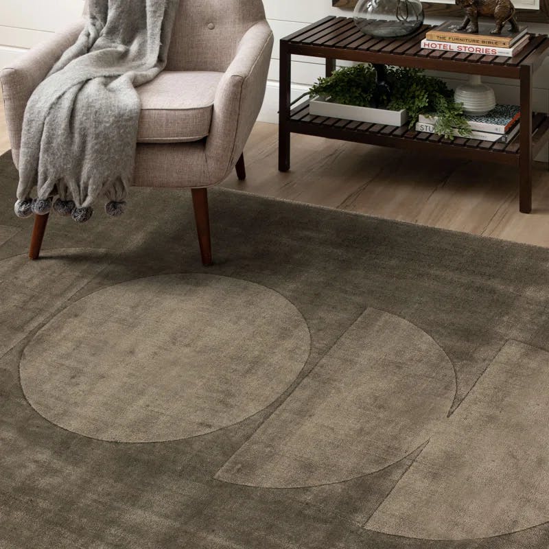 Luna Flint Geometric 8' x 10' Handmade Wool-Blend Area Rug