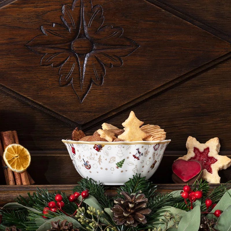 Nostalgic Christmas Charm Porcelain Serving Bowl with Gold-Plated Rim