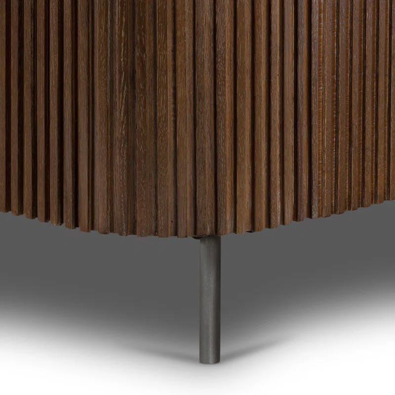 Contemporary Terra Brown Oak Queen Panel Bed with Headboard