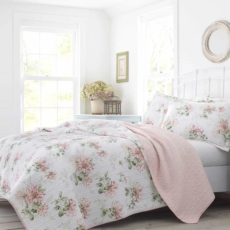 Blush Cotton Reversible Full Quilt Set with Floral Pattern
