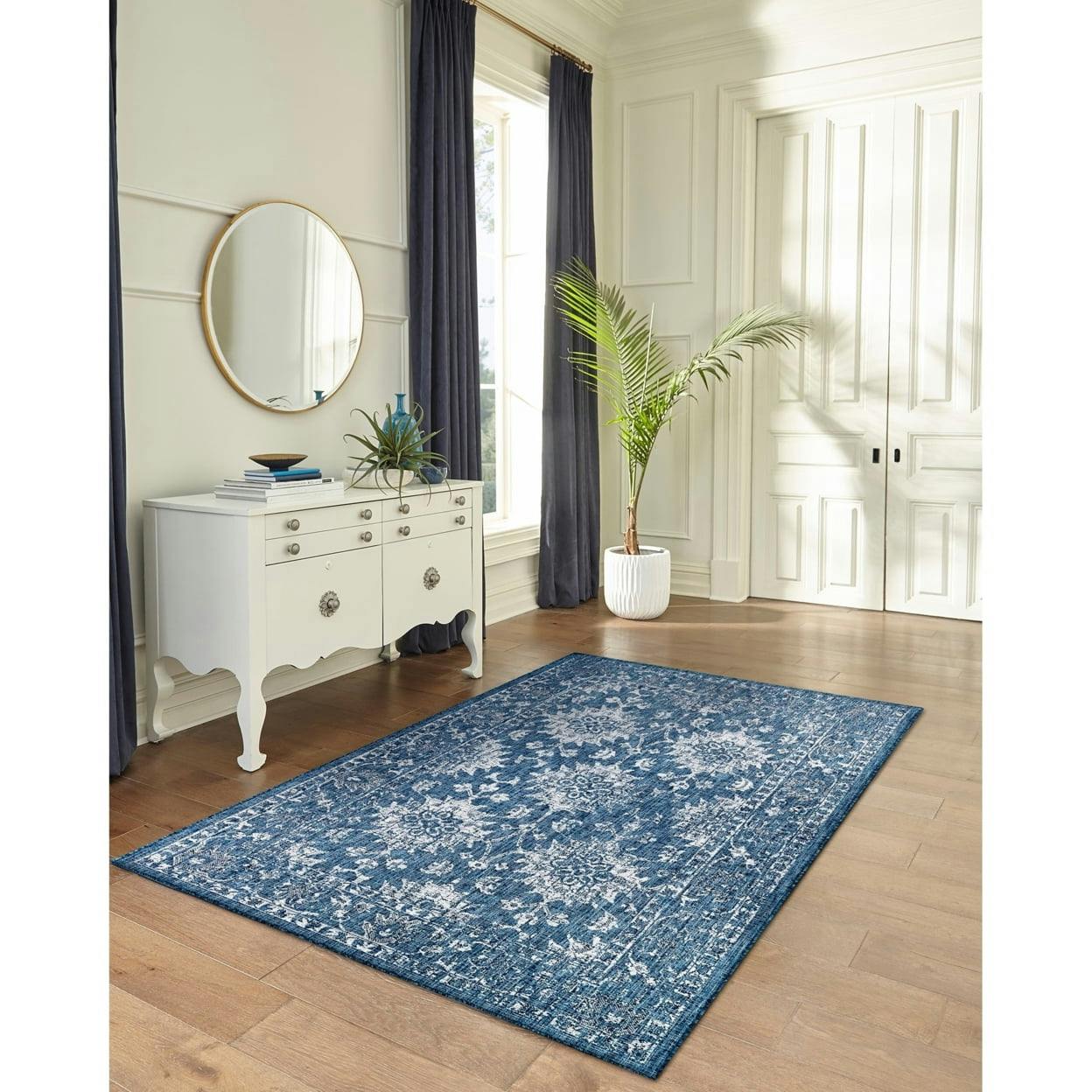Navy Vintage Floral 7'10" Round Synthetic Easy Care Rug