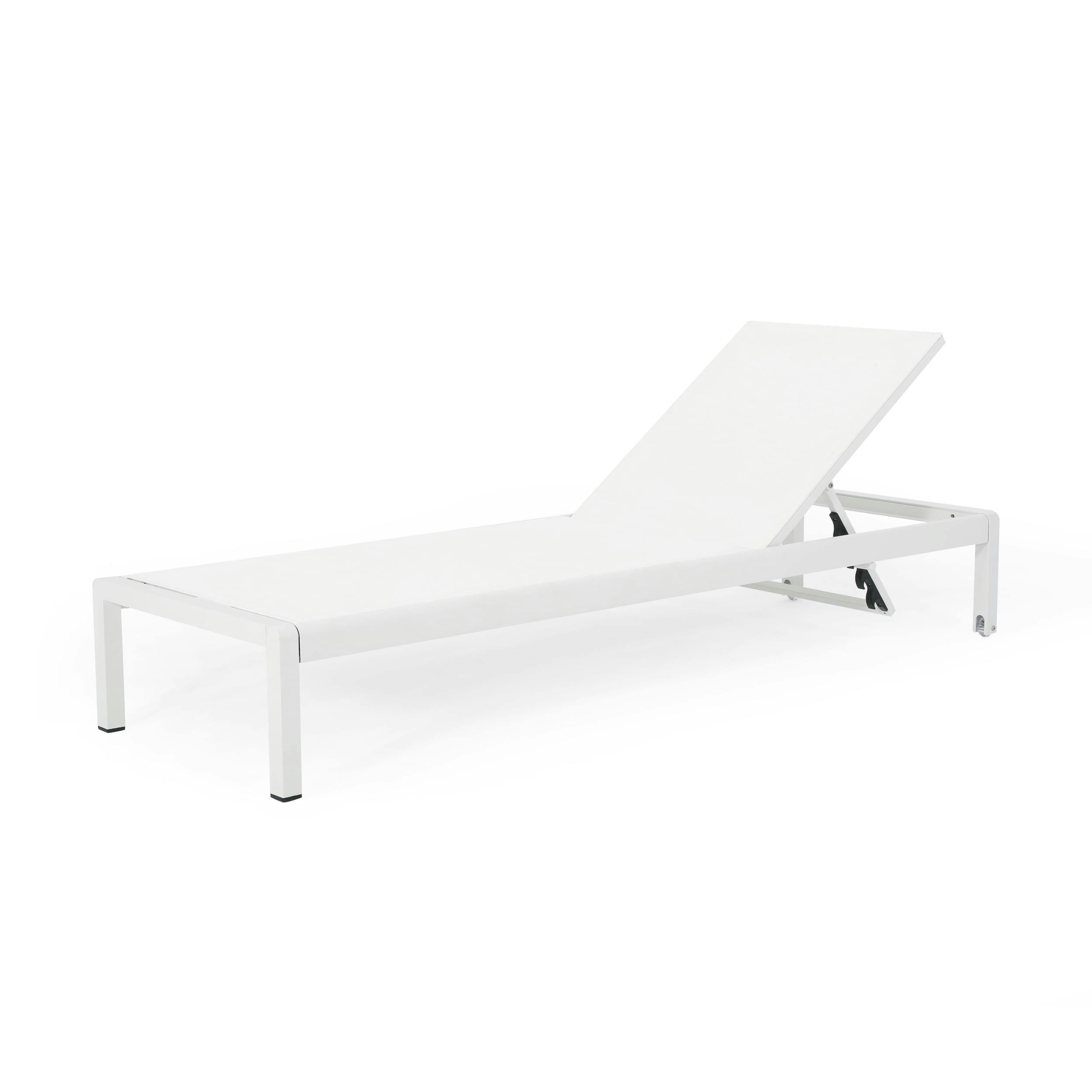 Coastal White Aluminum Outdoor Chaise Lounger with Mesh Seating