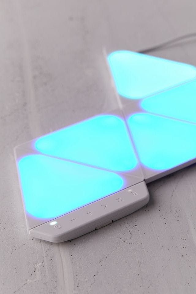 Nanoleaf Shapes Mini Triangles Smarter Modular Lighting Set