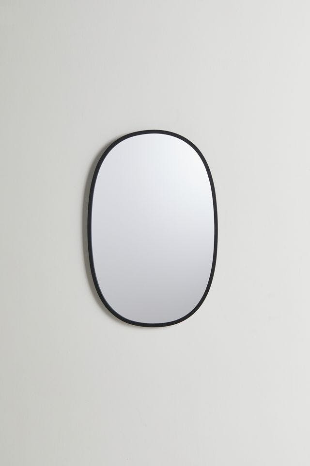 Sleek Modern Oval Hub Wall Mirror 18"x24" in Black