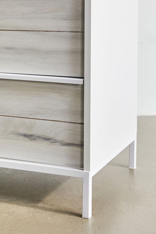 Rylee 6-Drawer White Dresser