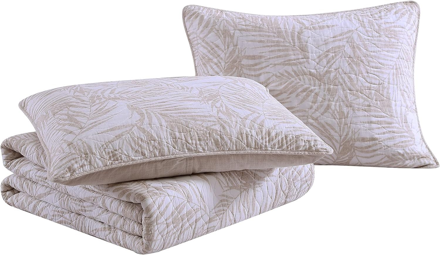 Cozy Retreat Twin-Sized Beige Cotton Reversible Quilt Set