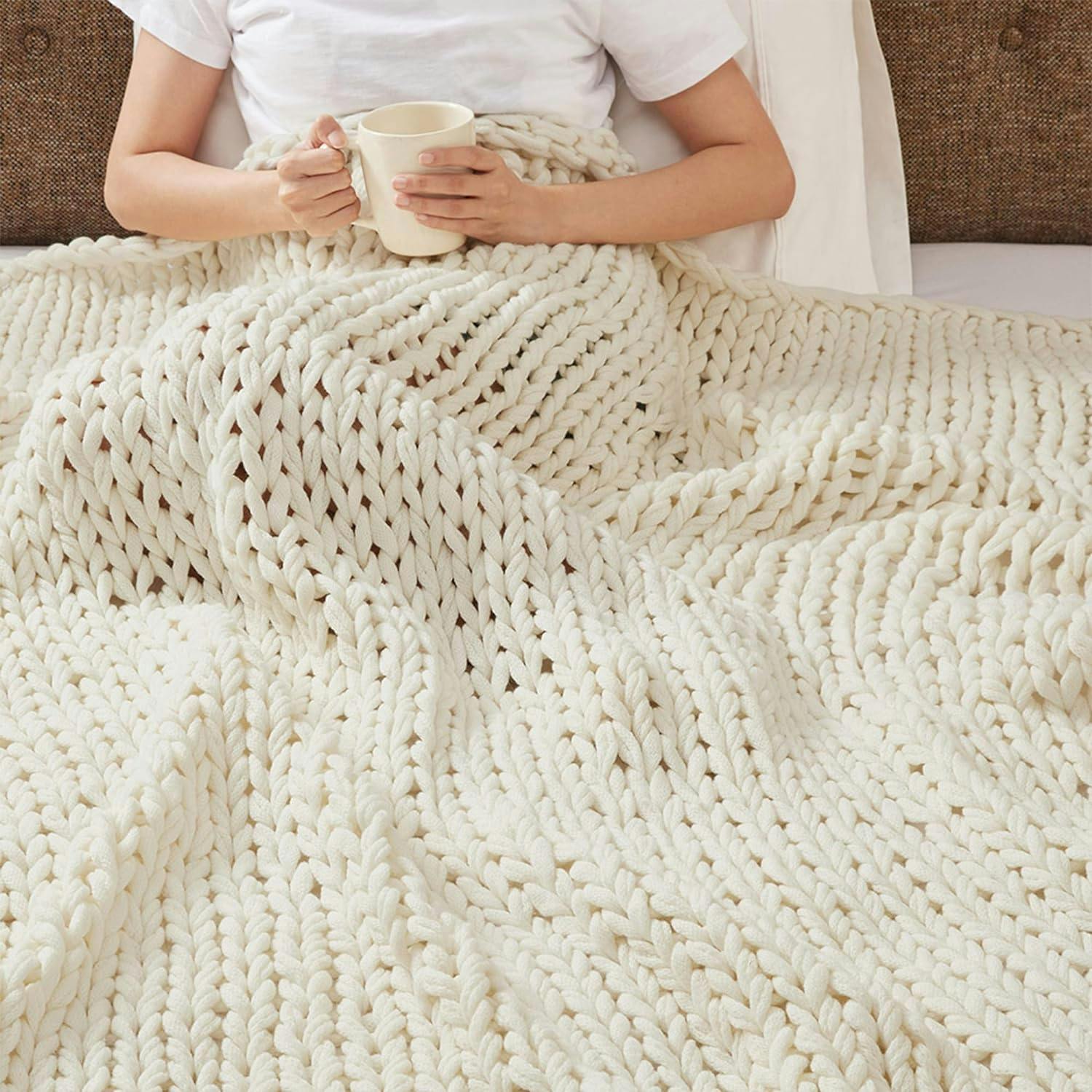 Ivory Blush Chunky Cable Knit Handmade Throw, 50"x60"