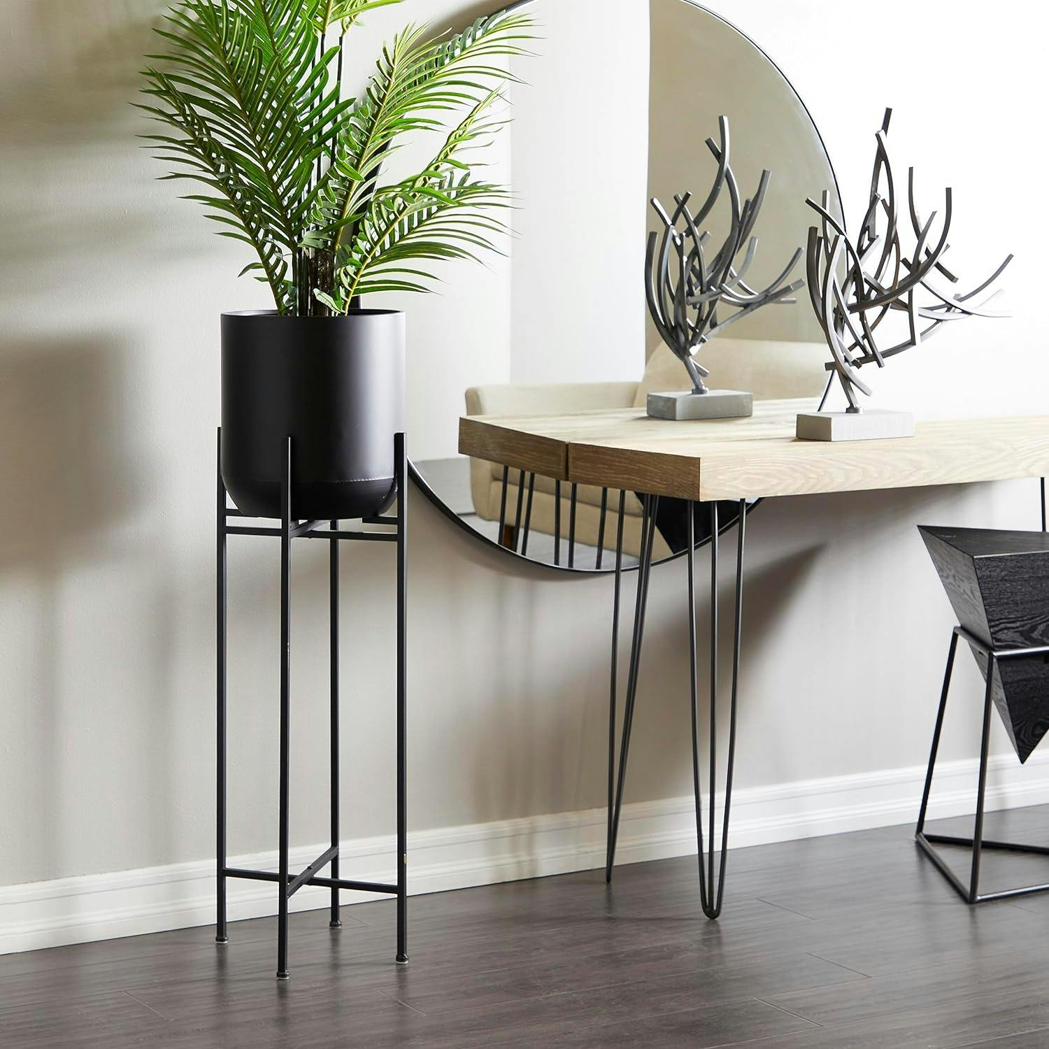 Modern Capsule-Shaped Black Iron Floor Planter with Stand