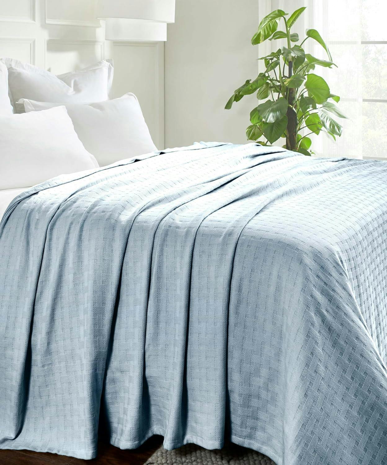Dorland Light Blue Basketweave 100% Cotton All-Season Throw Blanket