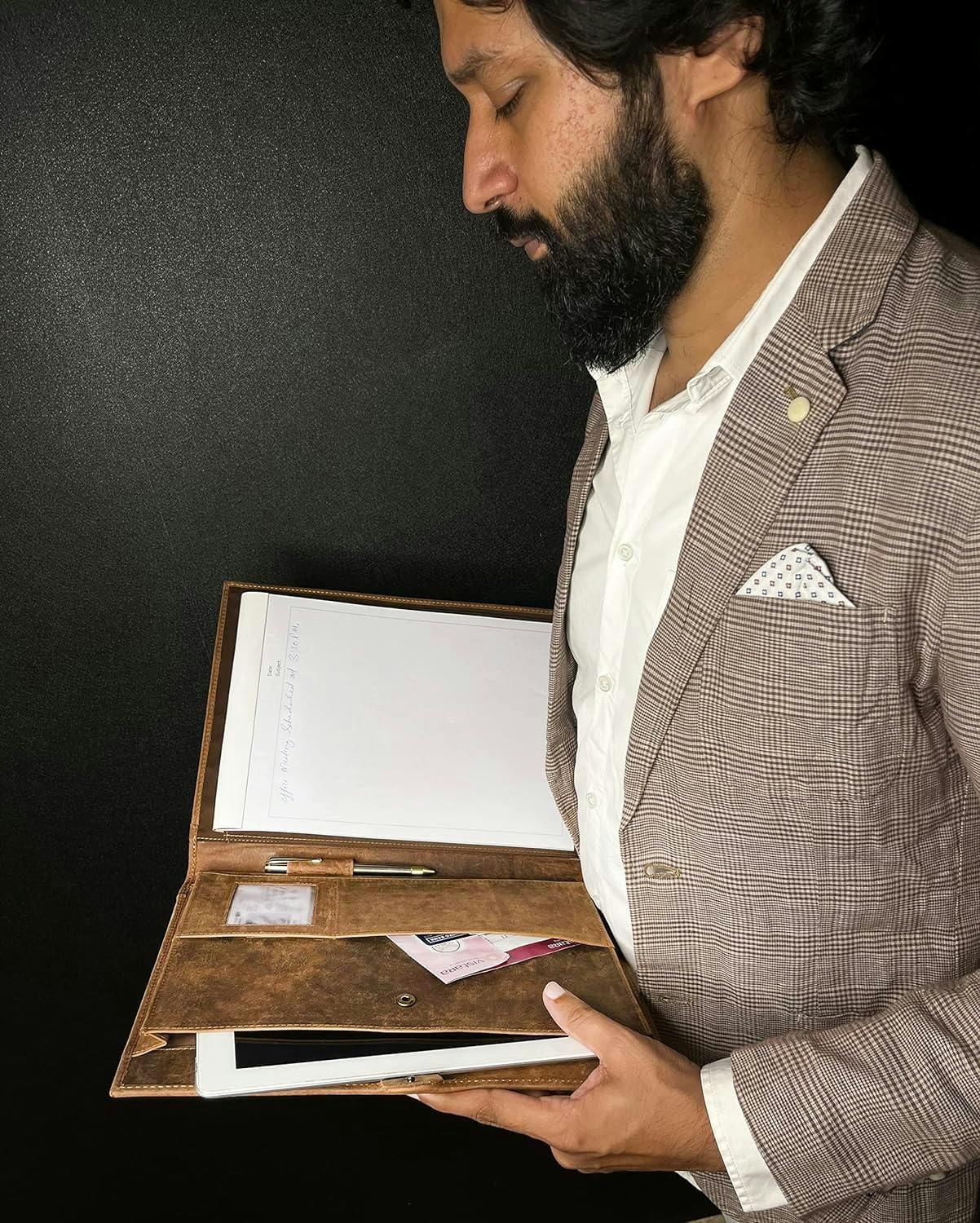 Elegant Full-Grain Leather Portfolio - Professional Organizer for Documents and Tablet