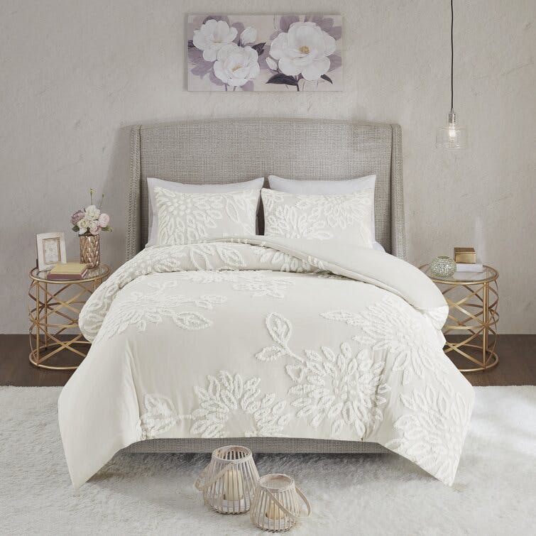 Gwyneth 3 Piece Tufted Cotton Chenille Floral Duvet Cover Set