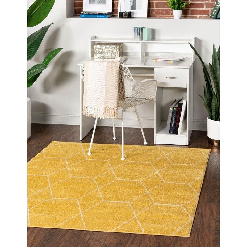 Modern Yellow Trellis Square Synthetic Indoor Rug