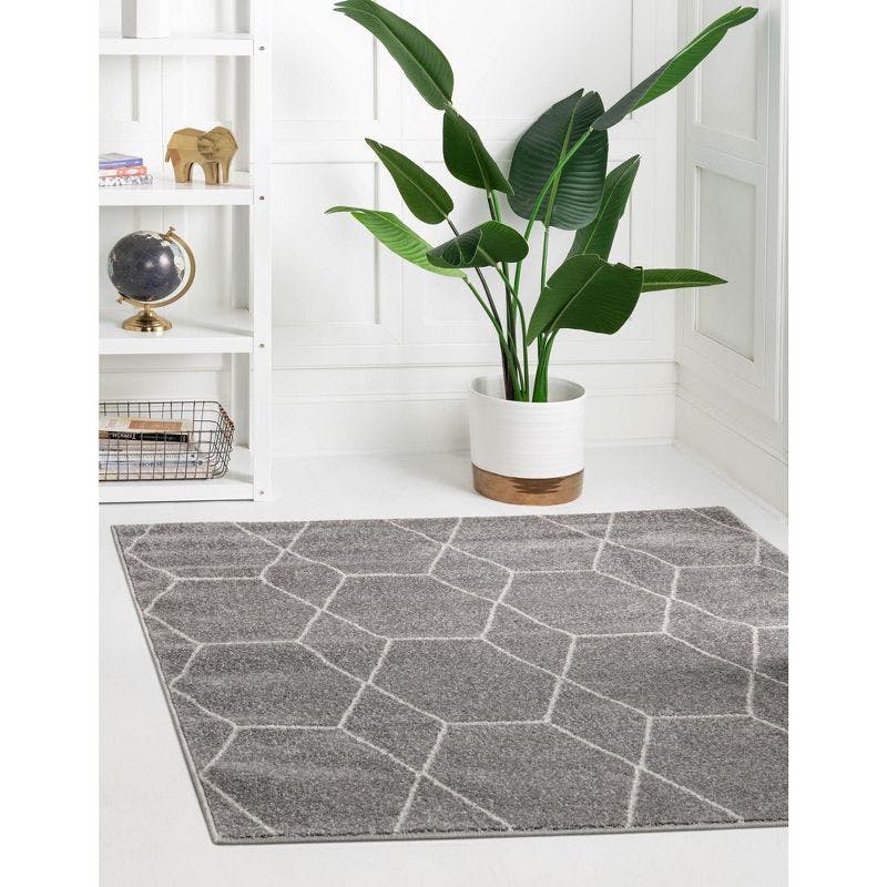 Light Gray Trellis Square Rug with Easy Care Synthetic Material