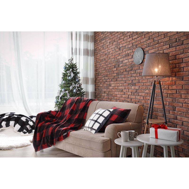Luxurious Cabin Plaid Red Reversible Throw Blanket with Sherpa Reverse